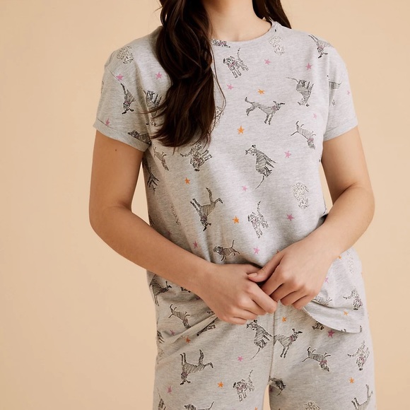 M&S Disney pyjamas Suit. Size - XL - Picture 4 of 7